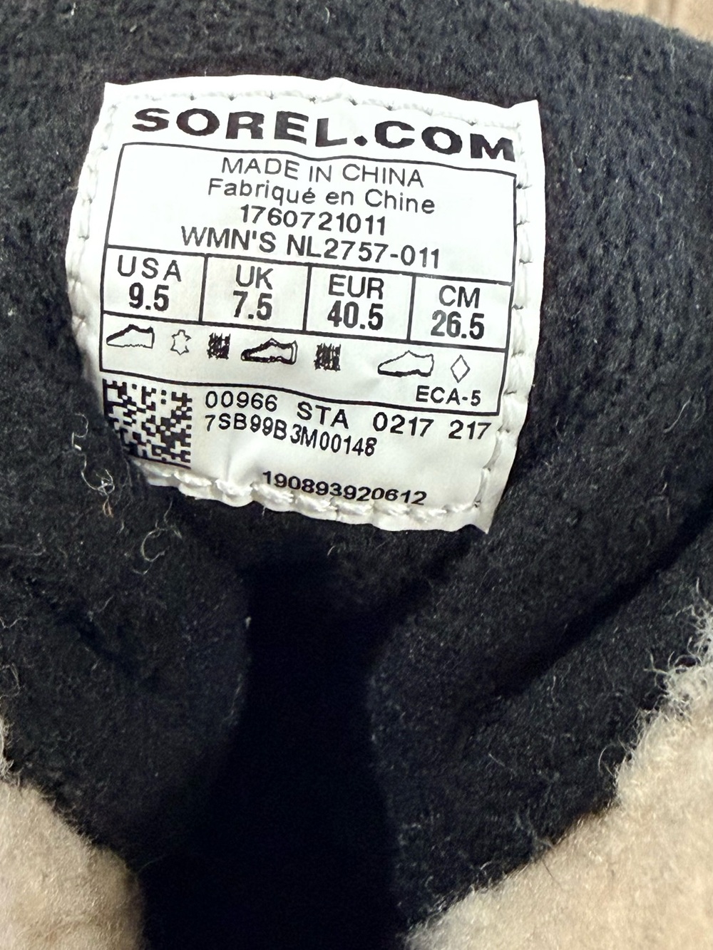 Sorel | Sneakchic Alpine Lace Up Boots | Black \ Size 9.5 - Picture 7 of 7